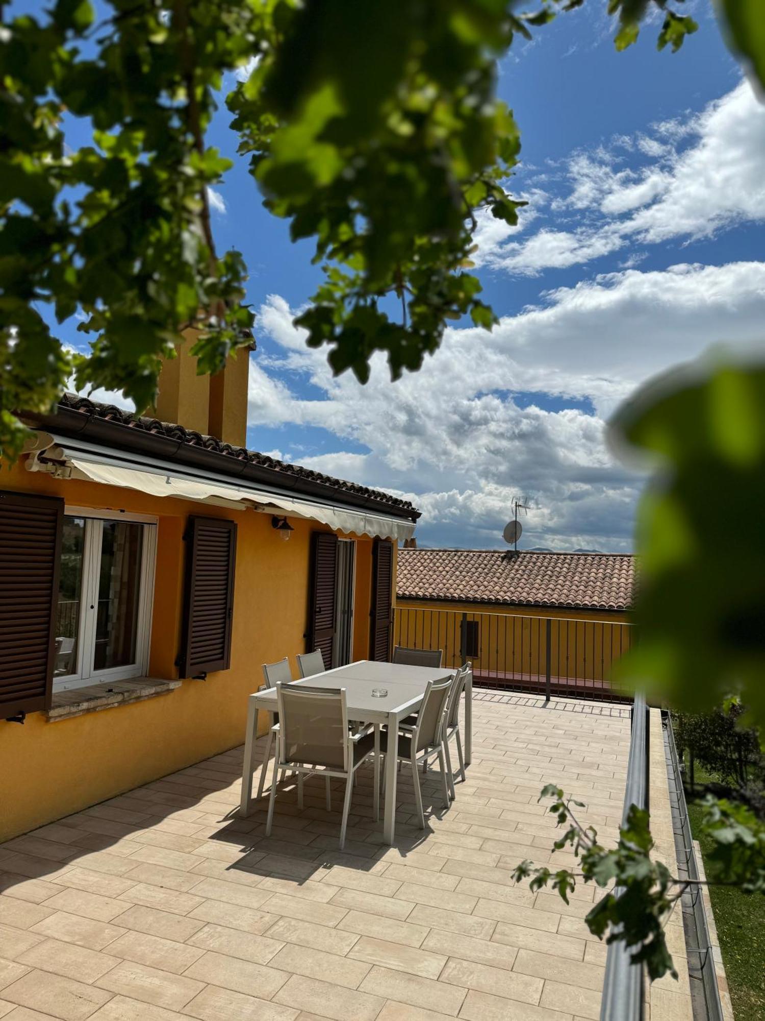 Montenovo Country House Ostra Vetere Eksteriør bilde