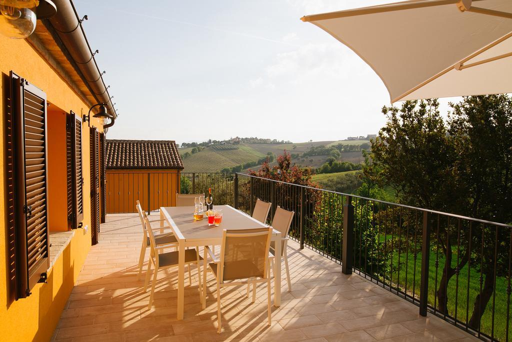 Montenovo Country House Ostra Vetere Eksteriør bilde
